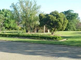 Golfview Motor Motel 3*
